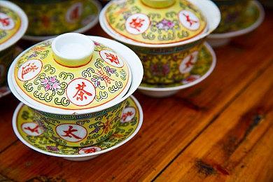 《逃离鸭科夫》M站均分74：价格亲民玩法重复性高！